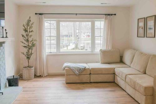 Villa Annapolis Charm Waterfront Amazing Views Chesapeake Bay Getaway - Private Pier!