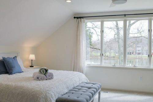Villa Annapolis Charm Waterfront Amazing Views Chesapeake Bay Getaway - Private Pier!