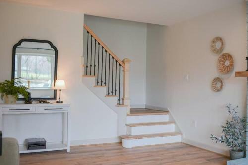 Villa Annapolis Charm Waterfront Amazing Views Chesapeake Bay Getaway - Private Pier!