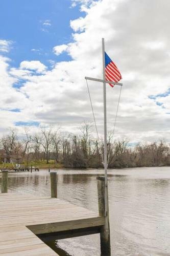 Villa Annapolis Charm Waterfront Amazing Views Chesapeake Bay Getaway - Private Pier!
