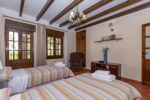 Casa De Teones