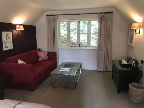 The Hare & Hounds Hotel