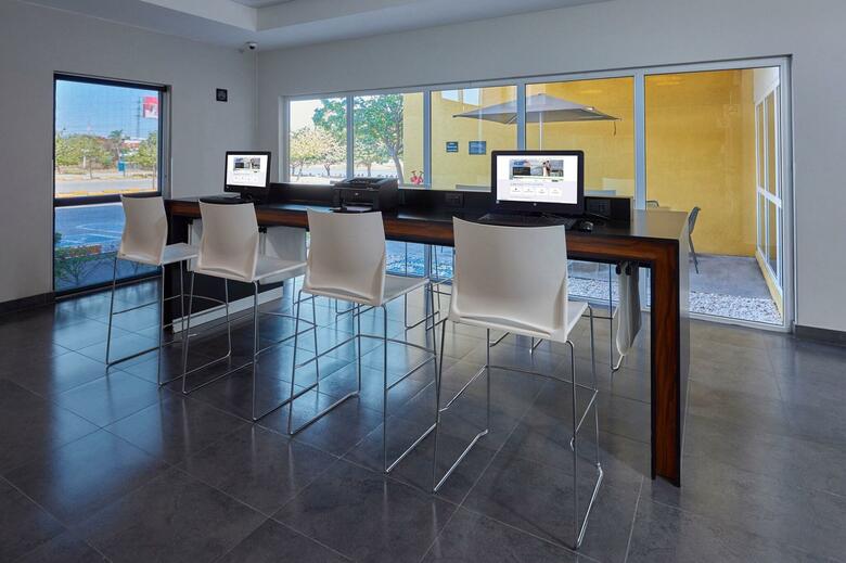 Hotel City Express Irapuato Norte
