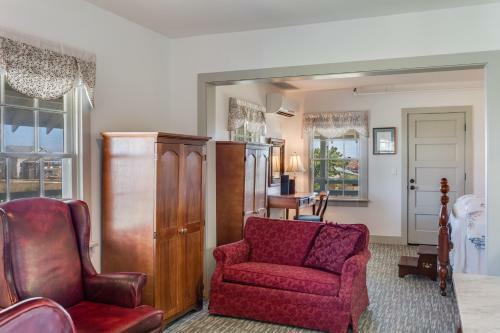Posada First Colony Inn