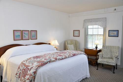 Posada First Colony Inn
