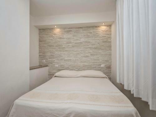 Hostal Downtown Olbia