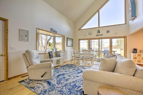 Home With Deck And Hot Tub - Lake Mitchell Views!