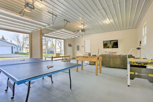 Home With Deck And Hot Tub - Lake Mitchell Views!