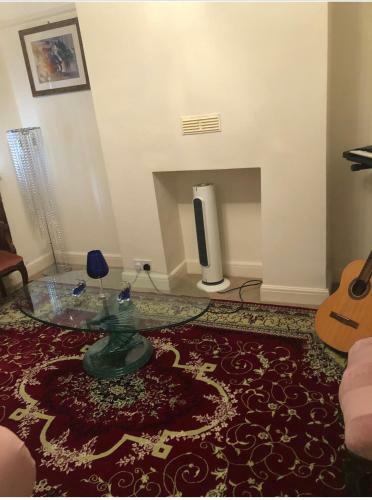 Luxury Single Room Single Person Female Only