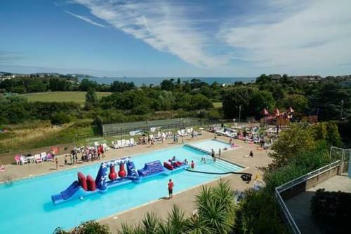 Hoburne Devon Bay Beautiful 3 Bedroom Static Caravan