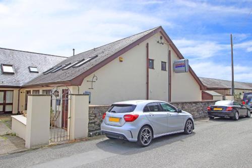 Fisherman Cove, Porthmadog 1112