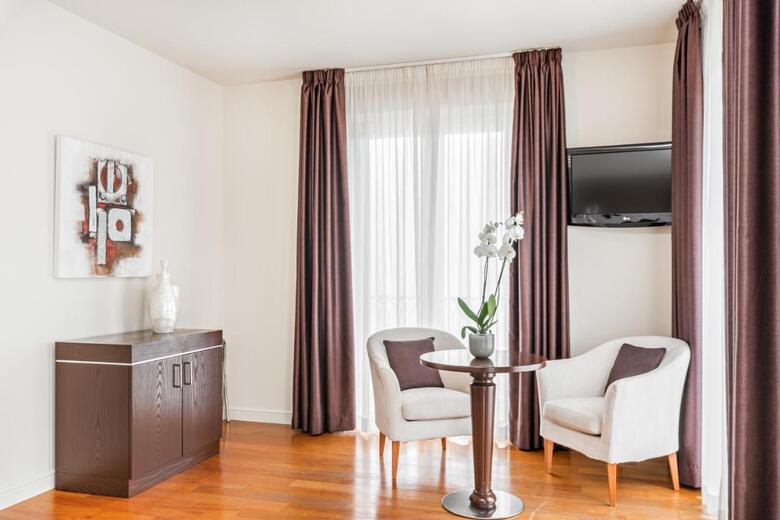 Hotel & Residence Exclusive
