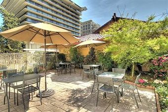 Hotel Vagabond Inn Executive Old Town