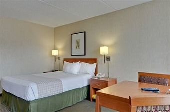 Hotel Vagabond Inn Executive Old Town