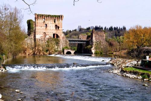 Hostal Le Finestre Su Borghetto
