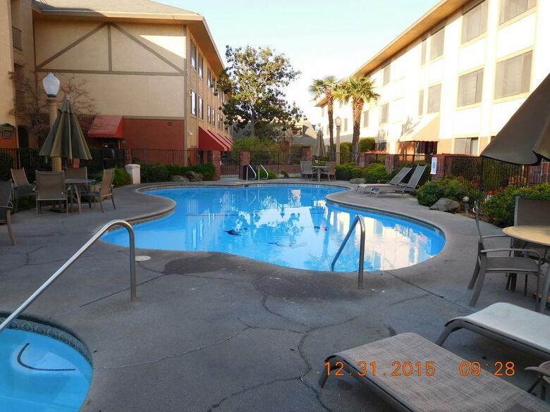 University Square Hotel