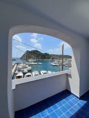 Blu Mare - Chiaiolella Exlusive Room