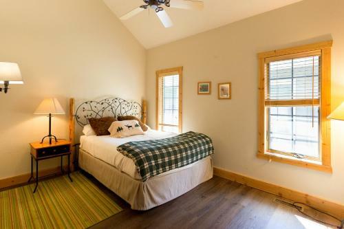 Interlachen Unit 3
