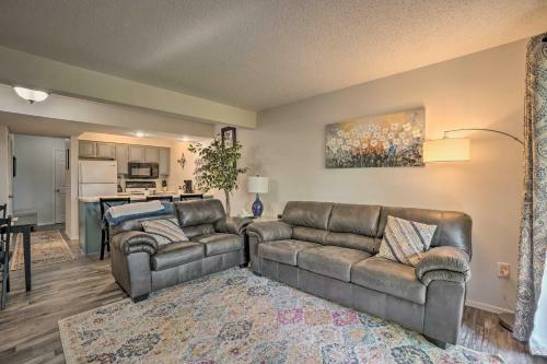 Apartamento Branson West Condo With Balcony And Mod Interior!
