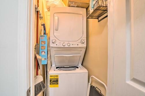 Apartamento Branson West Condo With Balcony And Mod Interior!
