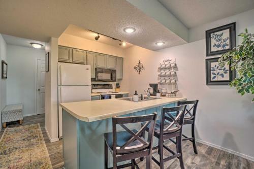 Apartamento Branson West Condo With Balcony And Mod Interior!