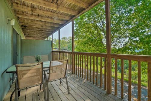 Apartamento Branson West Condo With Balcony And Mod Interior!