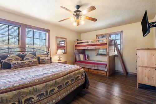 Fox Hollow Family Lodge