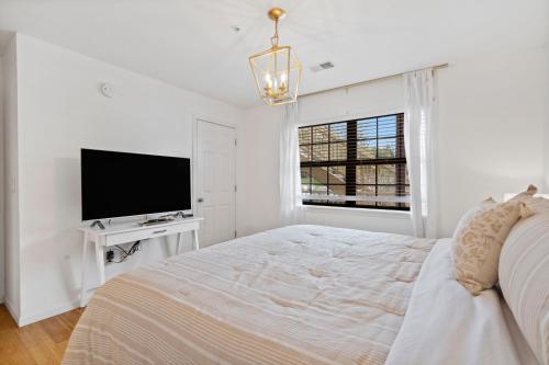Foothills Walk-in Unit