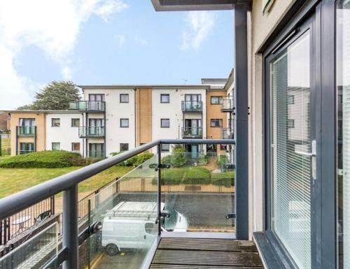 Apartamento Royal Romford 1 Bed Flat, With Balcony And Underground Parking