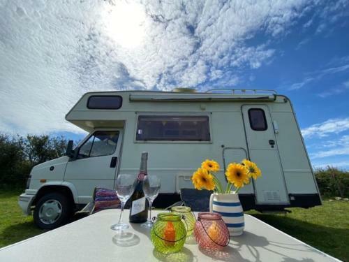 Lily Cosy Campervan With Sea Views & Amazing Sunrises