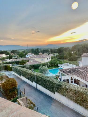 Jolie Villa Avec Piscine 8 Couchages