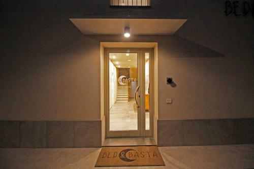 Hostal Bed & Basta