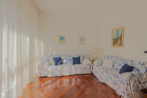 Angelo Apartment