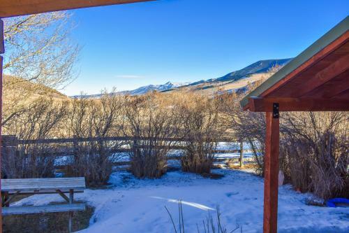Rustic Livingston Ranch House With Mtn Views!