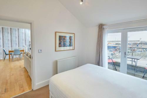 Host & Stay - The Plaice