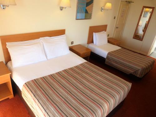 The Kilbirnie Hotel