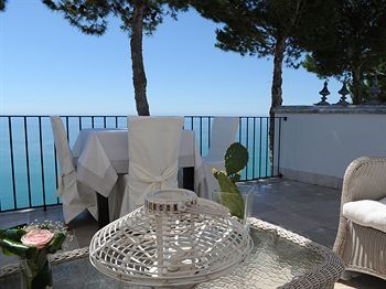 Hotel La Locanda Del Carrubo