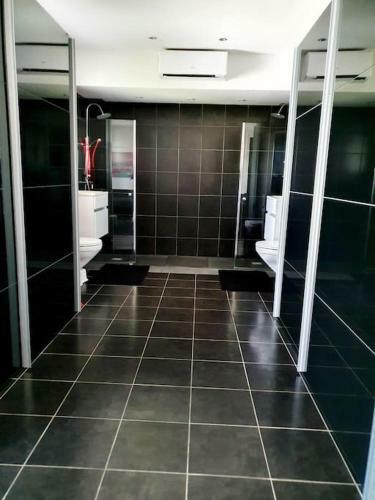 Villa Individuelle Avec 2 Piscines Priv�es