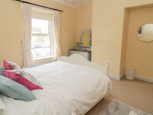 Crag View Cottage