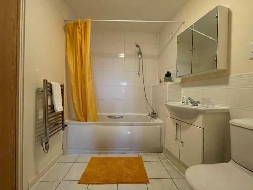 Wonderful 2-bed Apartment In Slough