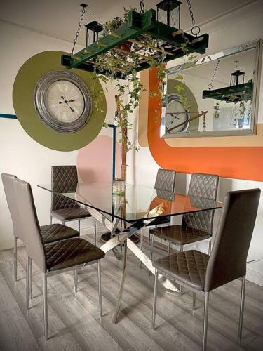 The Meadow, River View Apartment