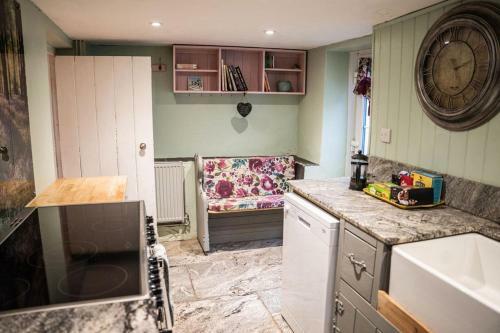 Charming 2 Bed Cottage In North Molton With Hottub