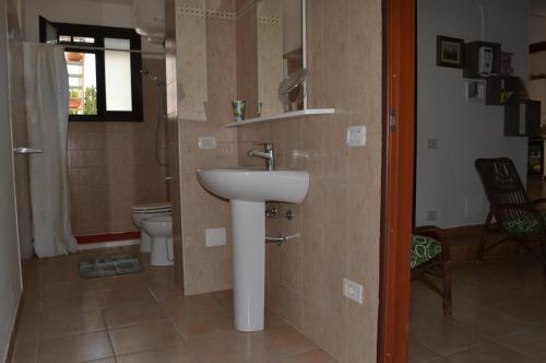 Villa Con Veranda A San Foca Ll80
