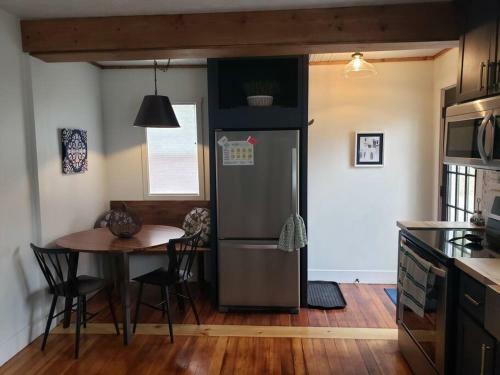 Mediterranean Getaway-2 Min From Downtown Lincoln