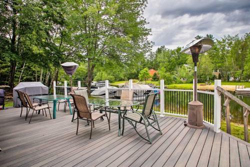 Waterfront Ashland Home About 2 Mi To Downtown!