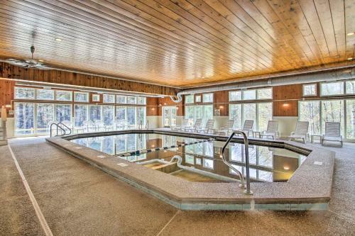 Apartamento Bartlett Condo With Pool Access - Near Skiing!
