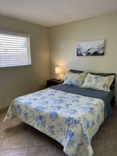 Charming 3br 2ba Home Located 5 Mins To Downtown