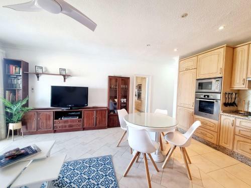 Pleasant Apartment In Santiago Del Teide With Shared Pool