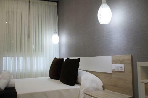 Hostal Baixo A Lua Rooming
