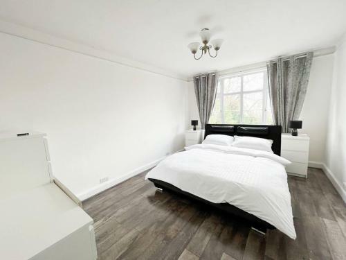 Bright And Spacious 2-bed Apartment In Sutton